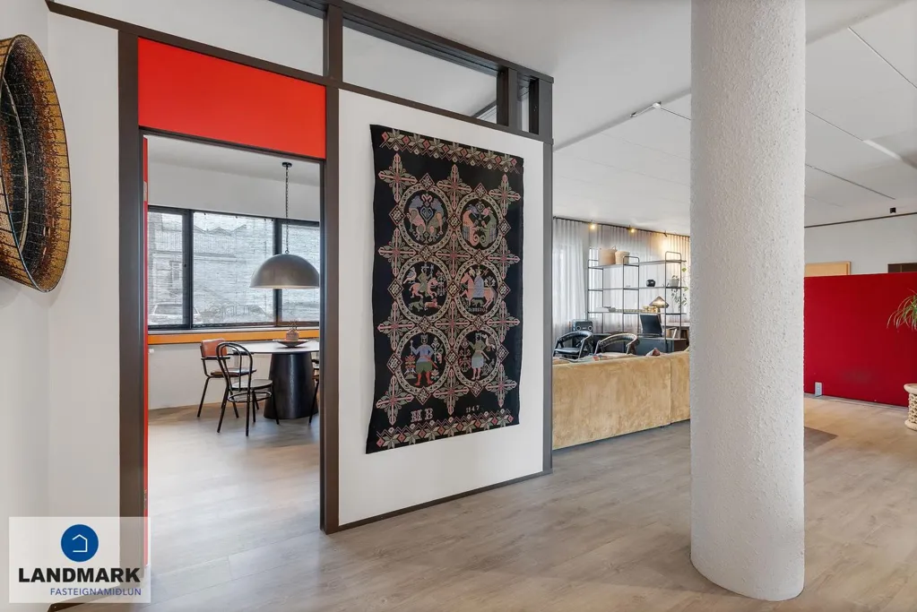 Soggiorno - Renovated Retro Office Space in Reykjavik