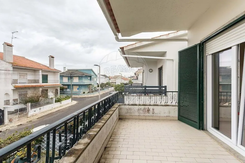 balcony