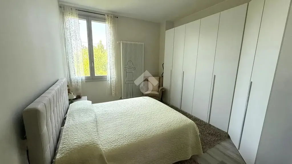 Magamistoad - Rustic-Style Flat with Balcony in Brescia
