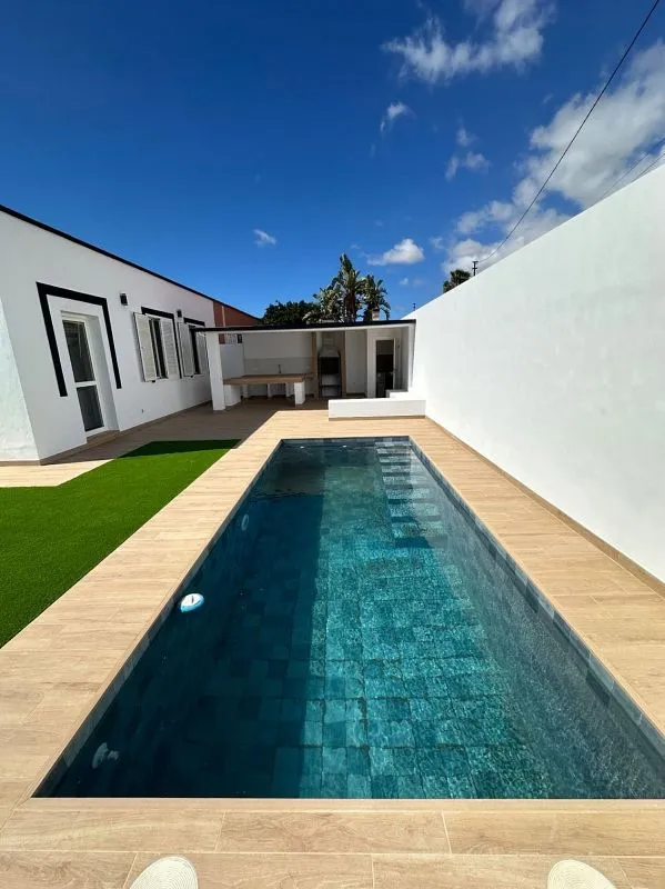 Piscine - Chalet with Pool in Guargacho