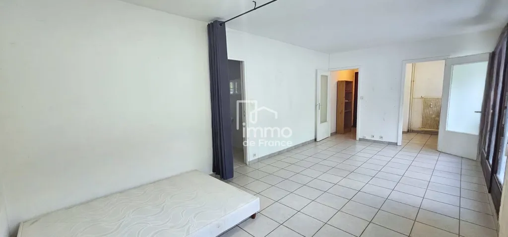 Stanze - Studio with Parking in Gex