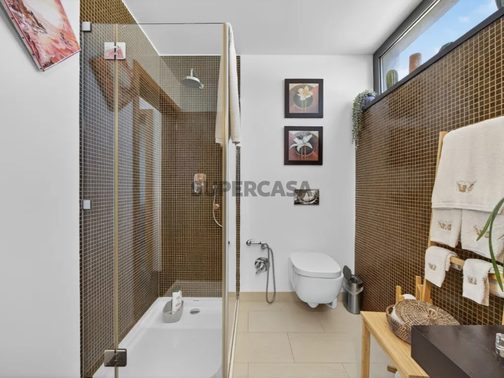 Badezimmer - Modern Villa with Industrial Design in Assafora
