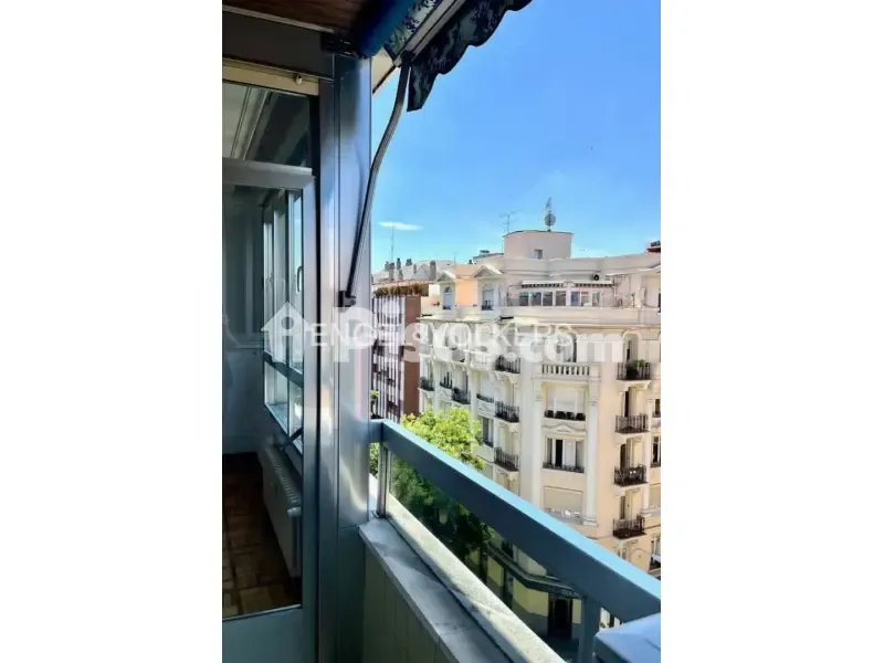 Balcon - Bright Apartment with Terrace in Chamberí