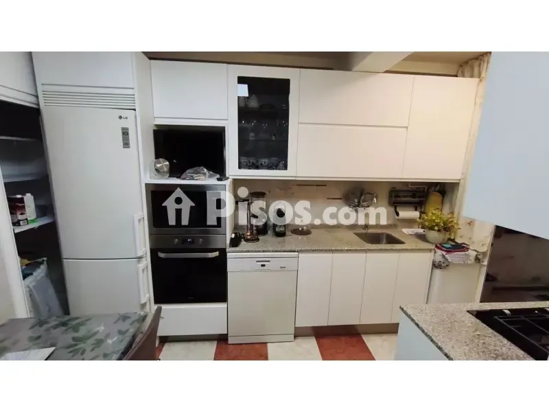 Cuisine - Semi-Basement Flat with Patio in Madrid