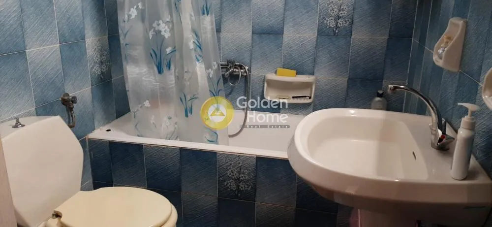 10-room house in GR