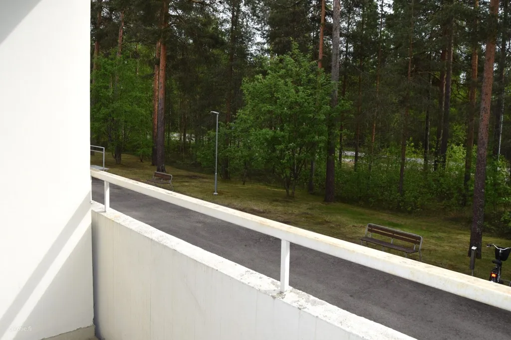 Balcon - Renovated Apartment with Garden in Kaukovainio, Oulu