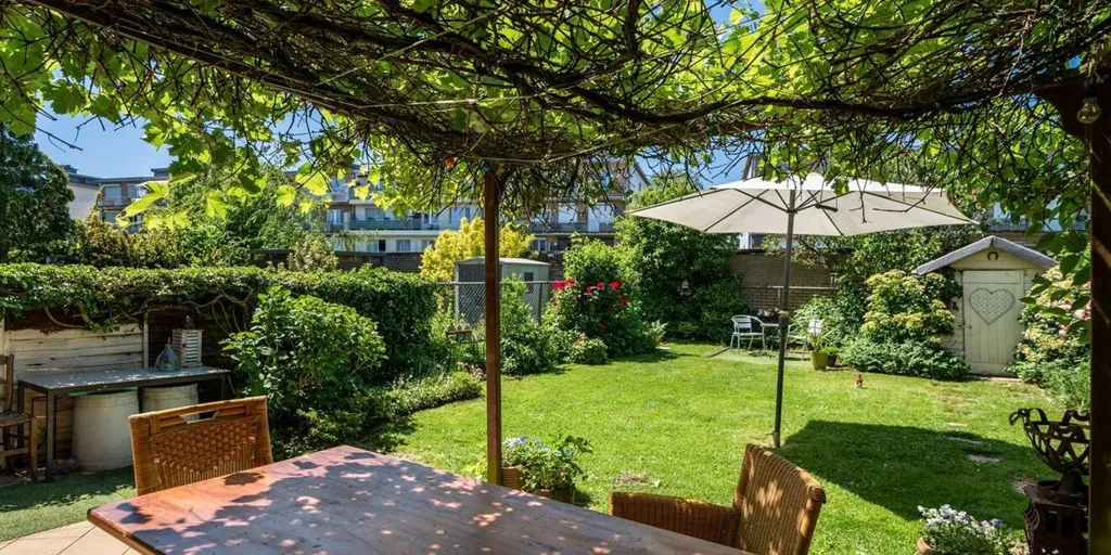 Jardin - Bel-étage avec Jardin dans le Calme de Merksem