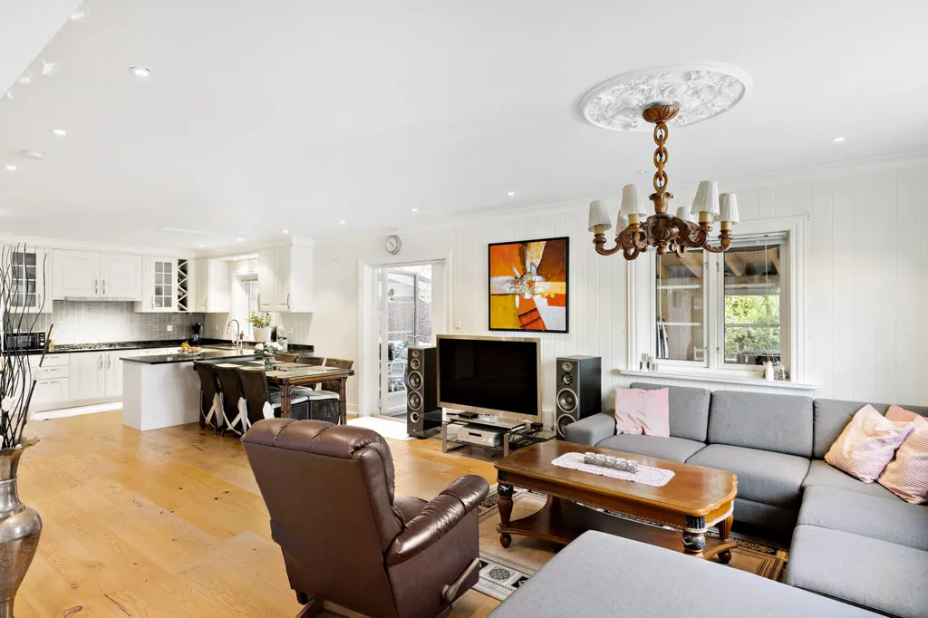 Séjour - Modernised Detached House with Garden in Dyrsø