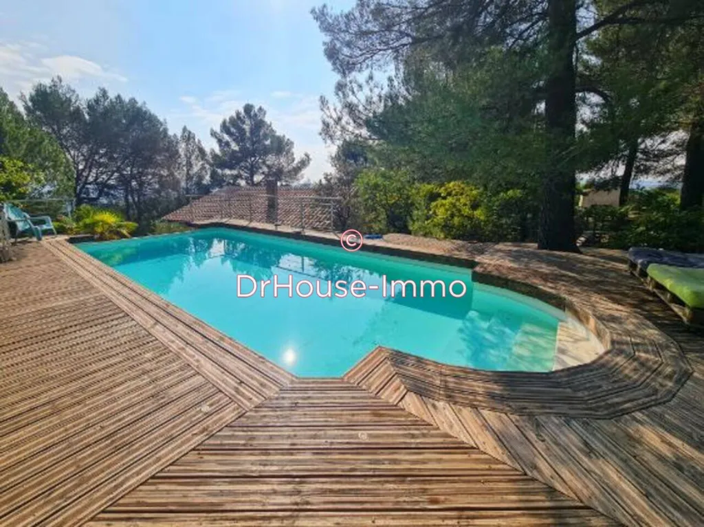 Bassein - Charming Villa with Pine Grove in Pierrevert