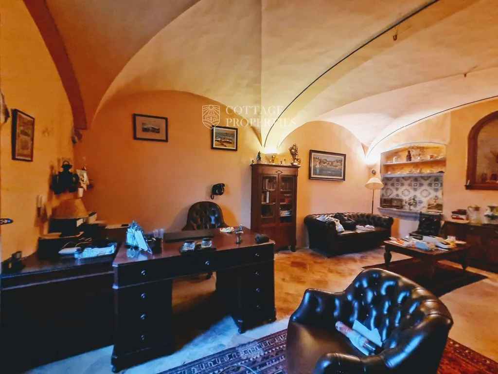 Studio - Rustic Estate with Masia in Llagostera