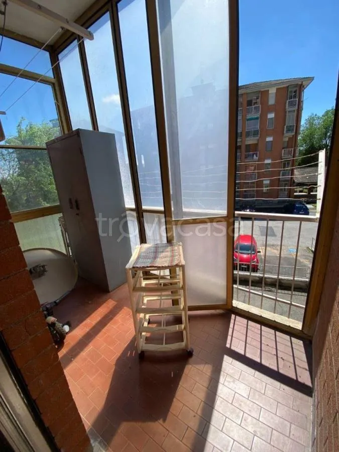 Balcone - Spacious Apartment with Balcony in Orbassano