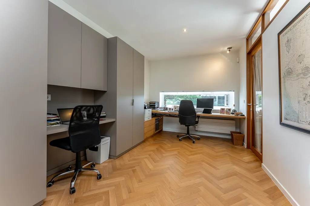 Kabinet - Villa with Practice Space in Sijsele