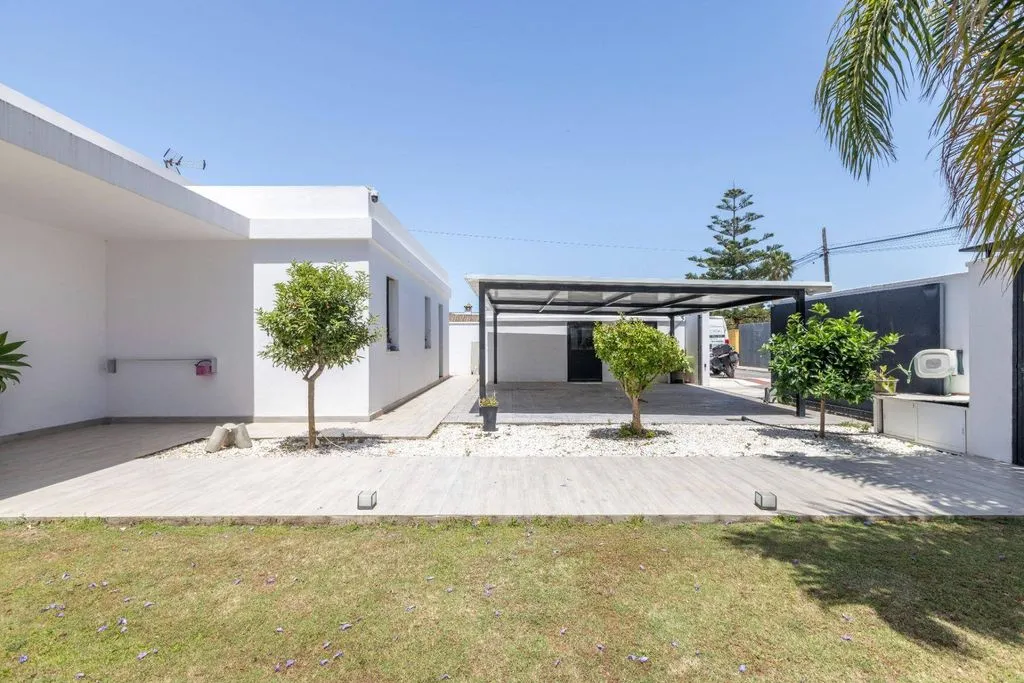 Garden - Detached House with Pool in Guadacorte, Andalusia