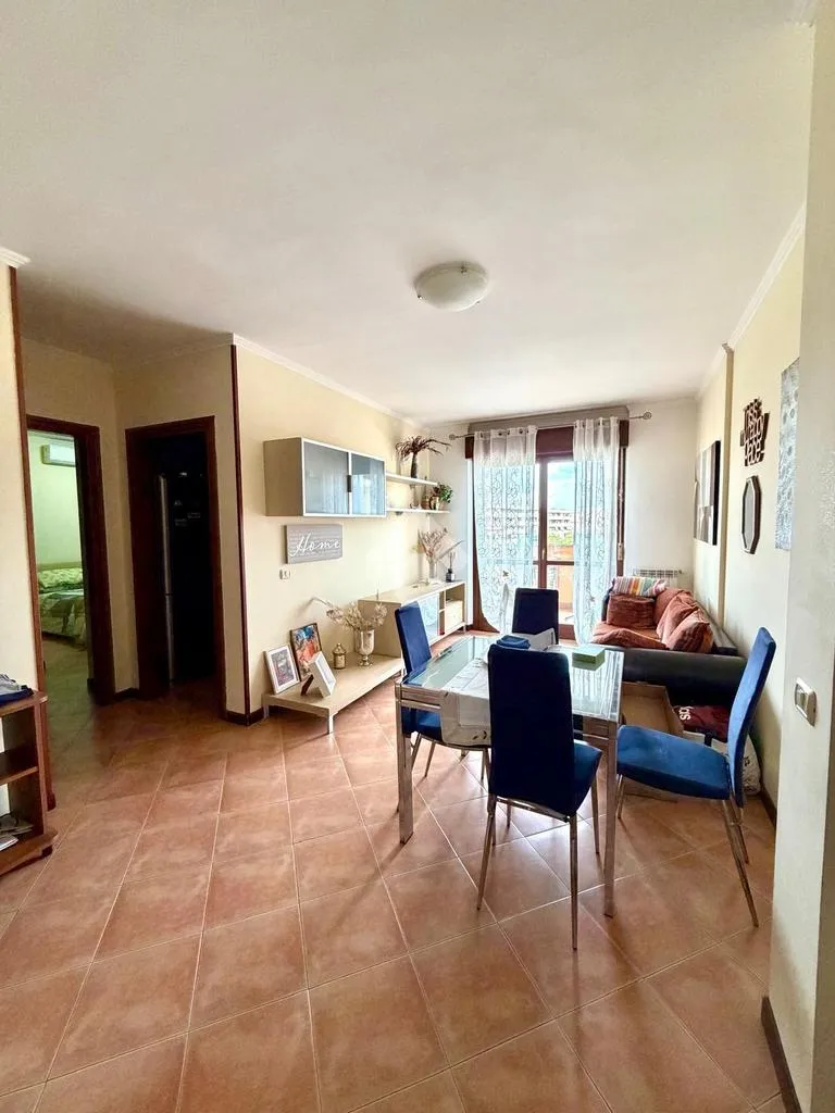 Salle à manger - Bright 2-Bedroom Apartment with Terrace in Rome