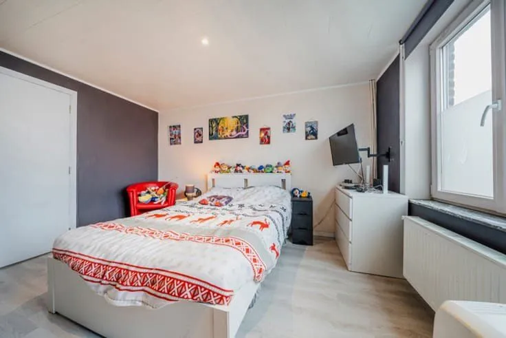 8-bedroom house in Neerheylissem