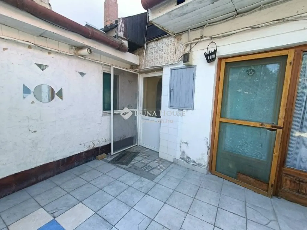 Giardino - Quiet Flat with Courtyard in Kecskemét