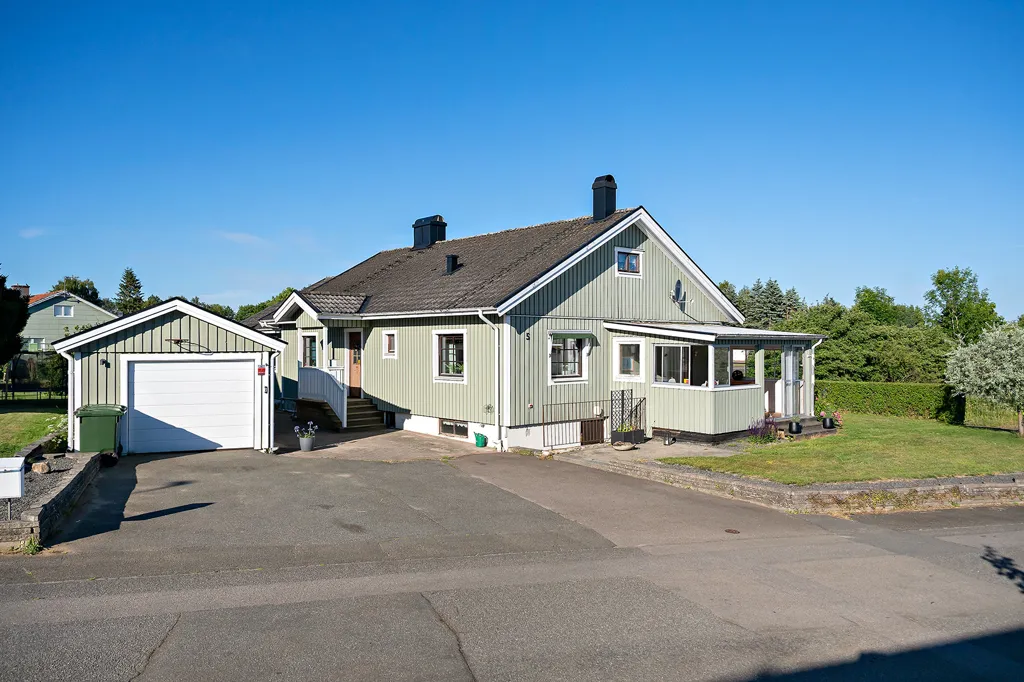 Exterior - Villa with Garden in Knislinge