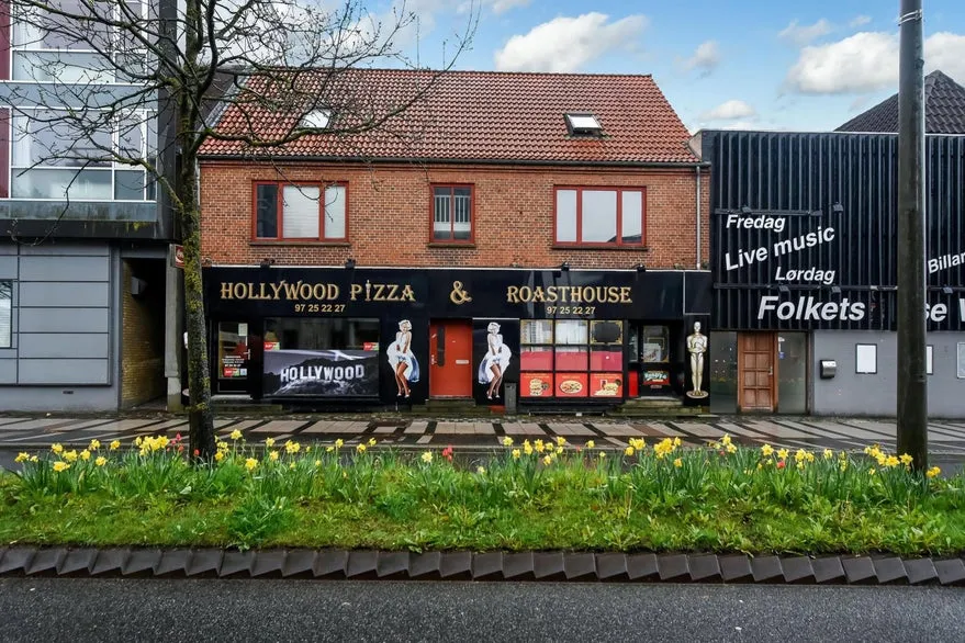 Extérieur - Investment Property with Retail Potential in Ikast