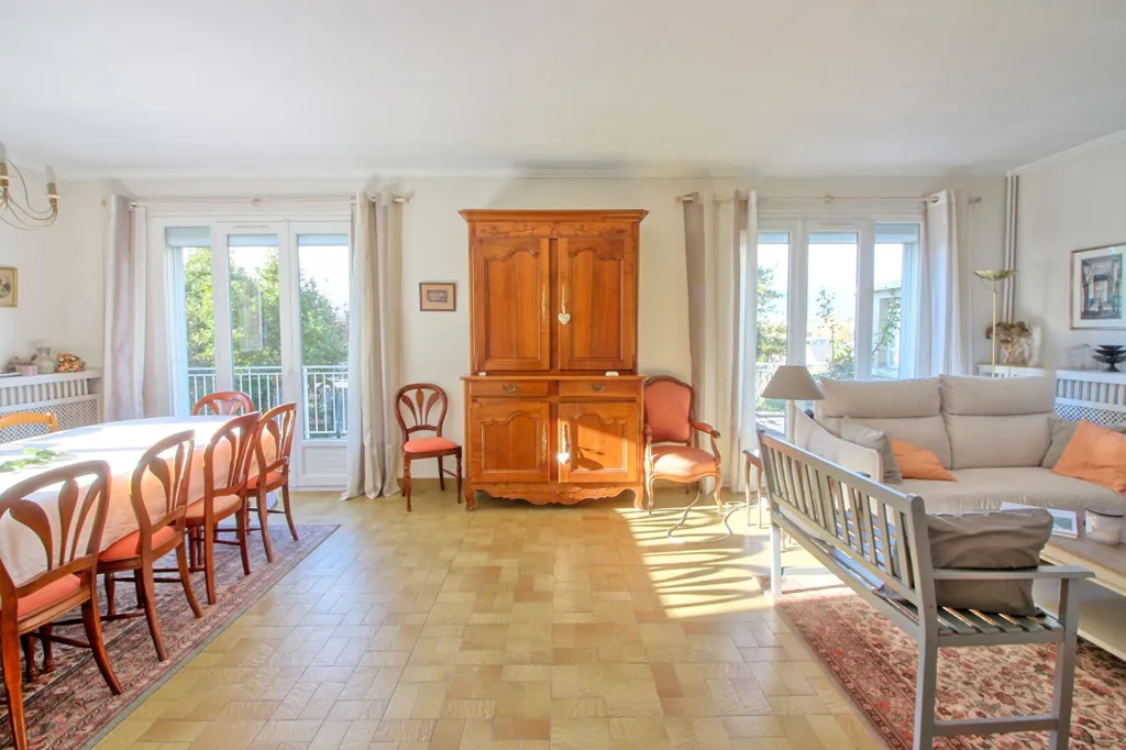 Salle à manger - Maison Familiale avec Terrasse à Antony