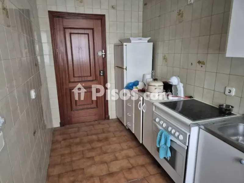 Cuisine - Bright Apartment with Central Location