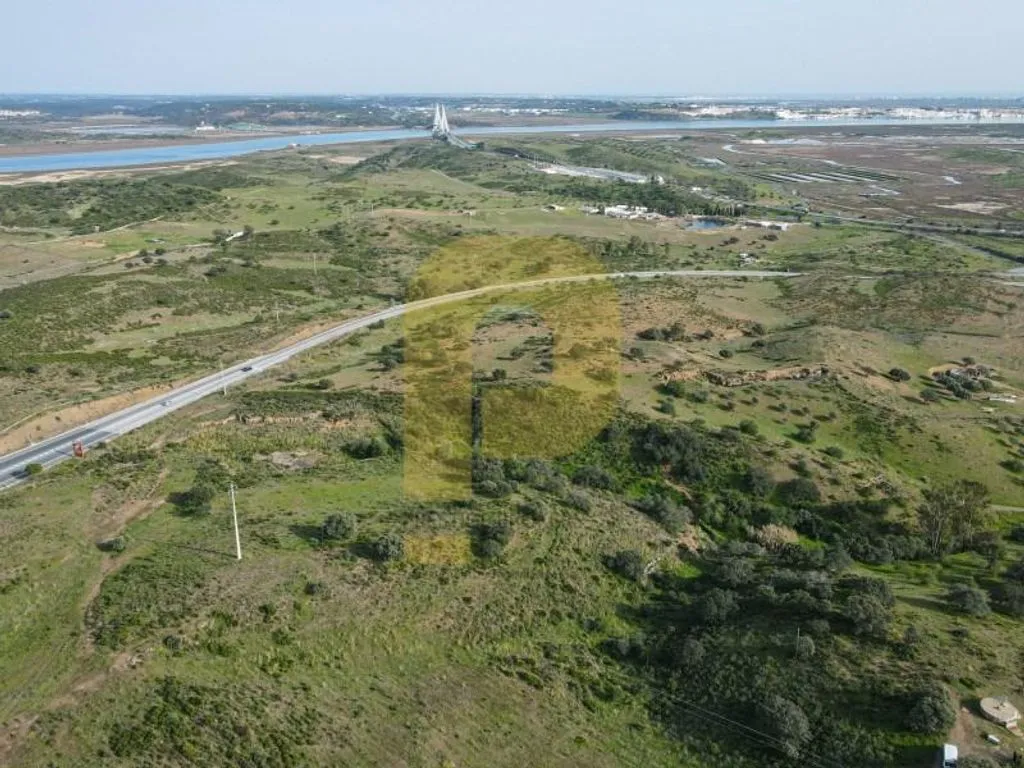 Õhuvaade - Rustic Land with Historical Setting in Castro Marim