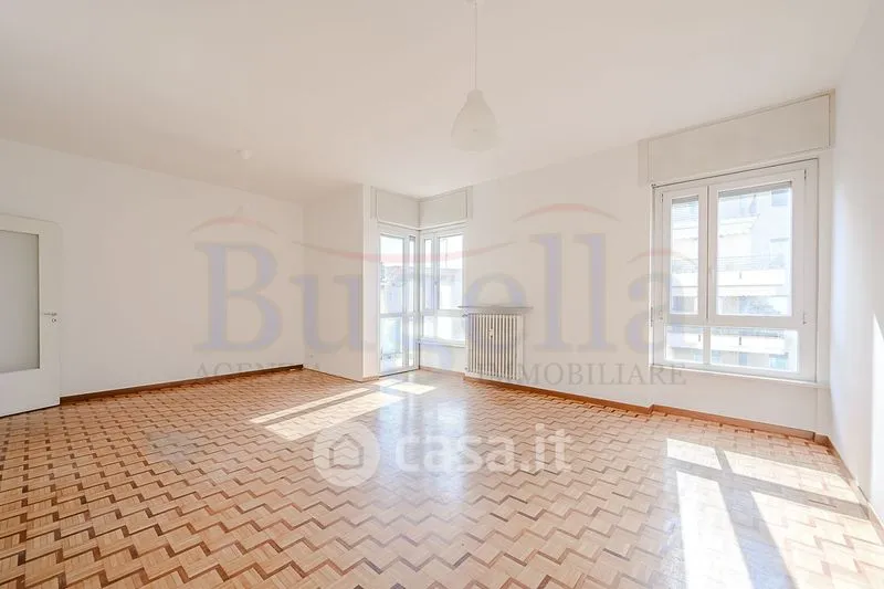 Séjour - Rear-Facing Apartment with Balcony in Cossato