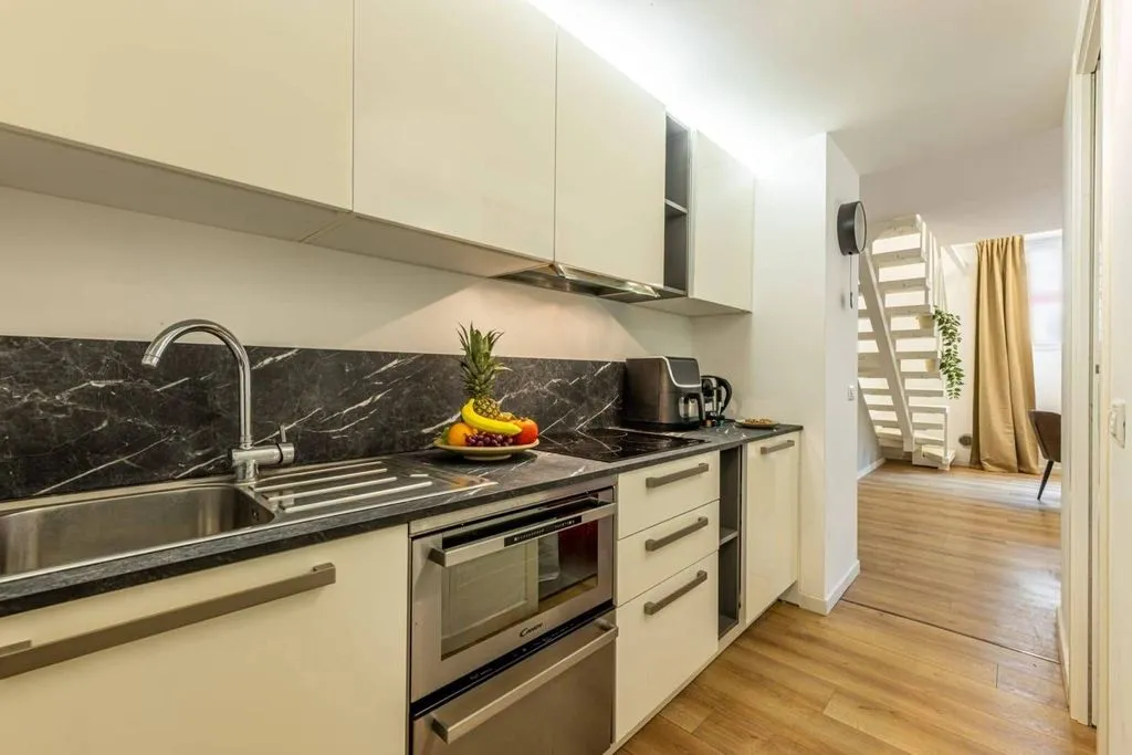 Cuisine - Luxury Loft with Metro Access in Milan