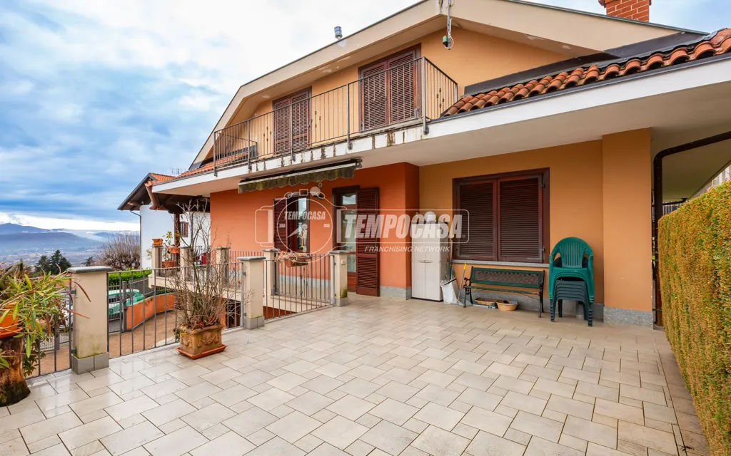 Terrass - Panoramic Villa with Garden in Almese
