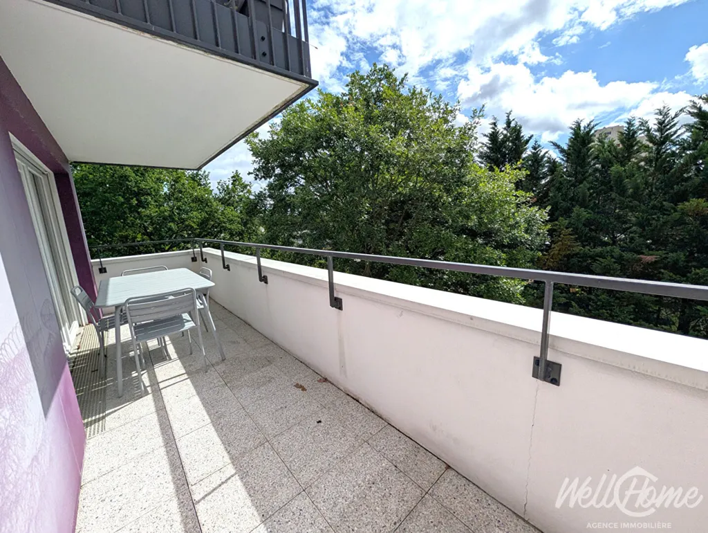 Balcone - 3-Bed Flat with Terrace in Montigny-lès-Cormeilles