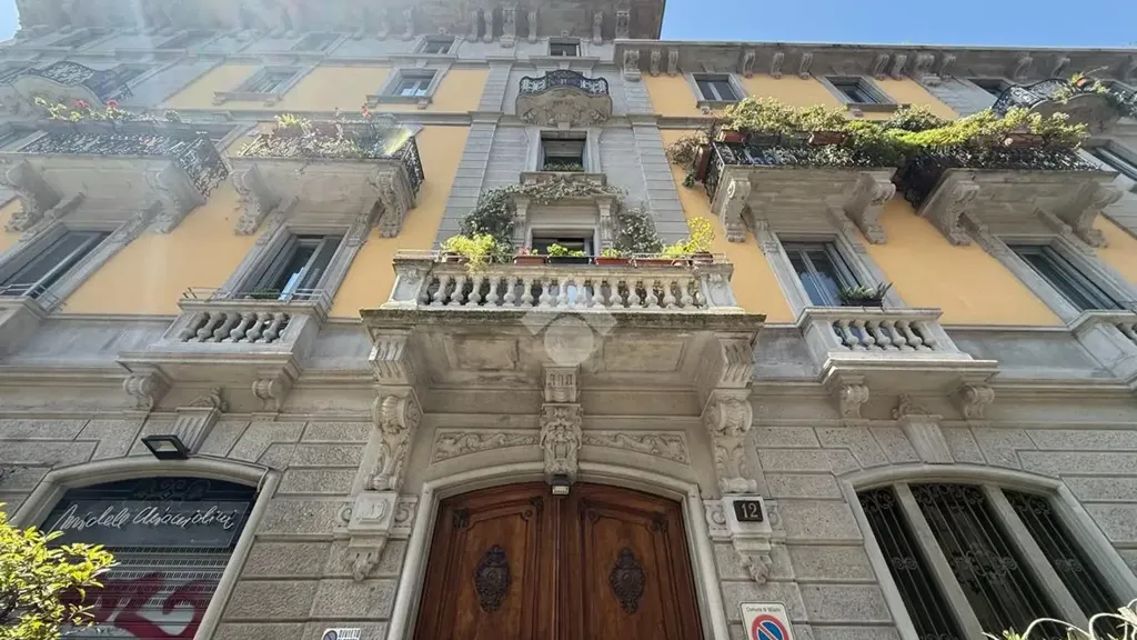 Välivaade - Prestigious Apartment with Balconies in Milan