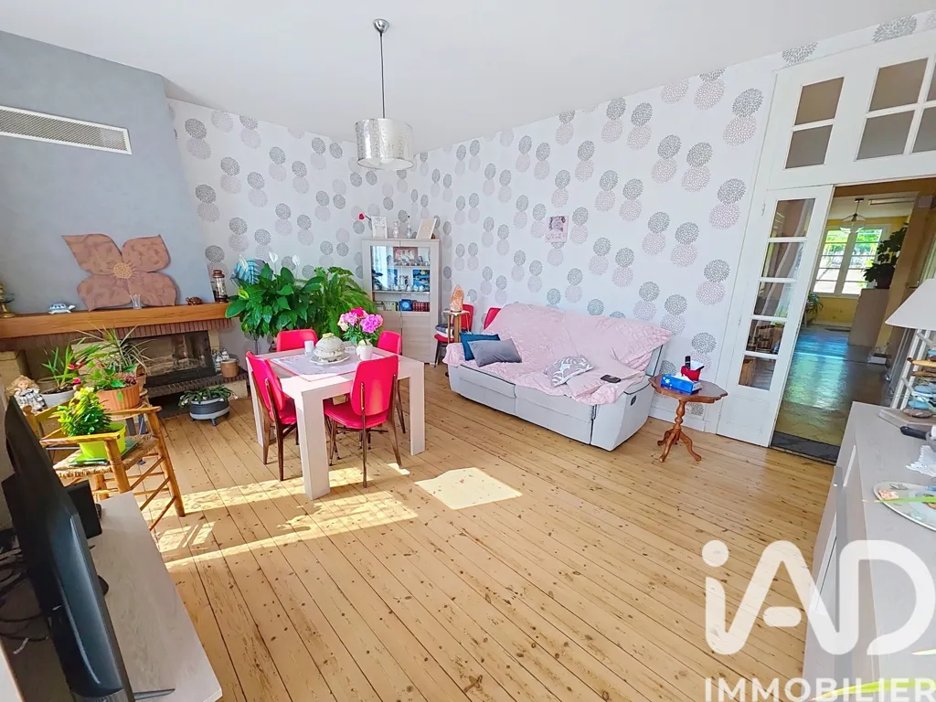 Living Room - Stone House with River View in Javerlhac