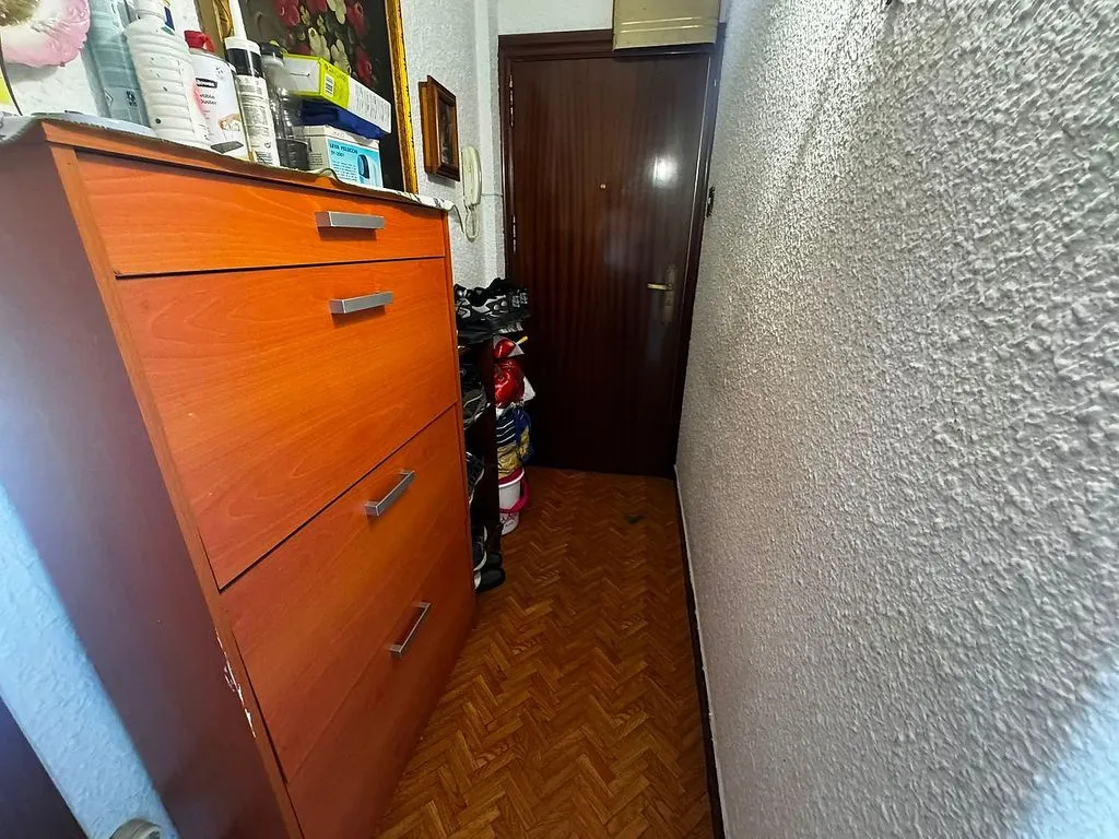 Stanze - 2-Bedroom Flat with Balcony in De Miguel Artigas