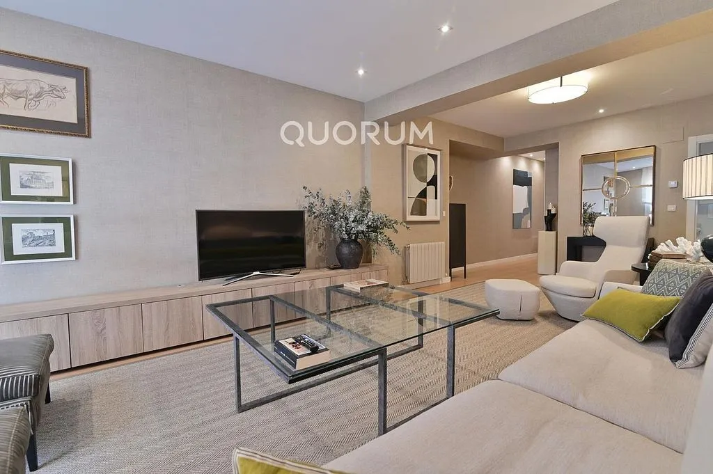 Séjour - Completely Renovated Flat in Abando