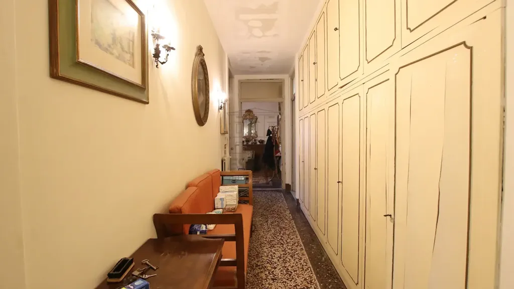 Entrée - Historic Apartment with City Wall View in Lucca