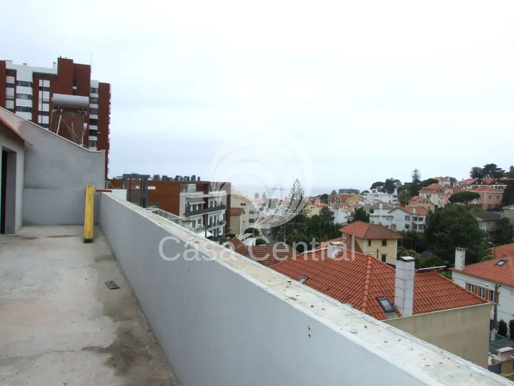 Terrazza - Penthouse Duplex with Sea View in Monte Estoril