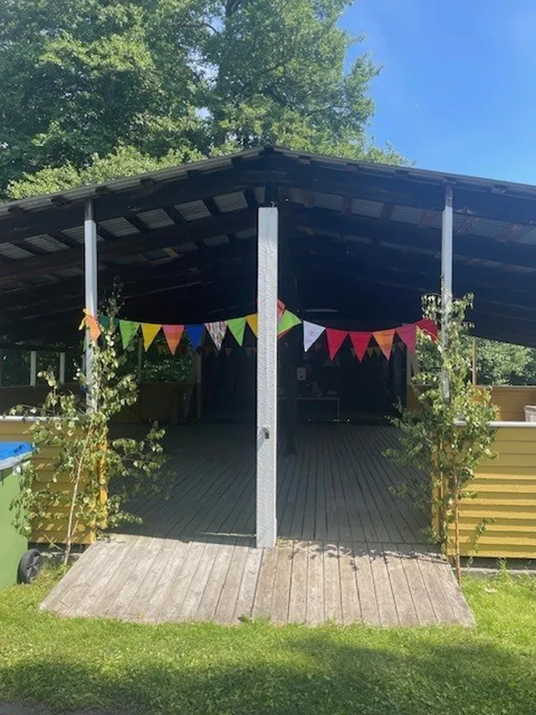 Terrazza - Charming Cottage with Forest Glade in Ängsholmen