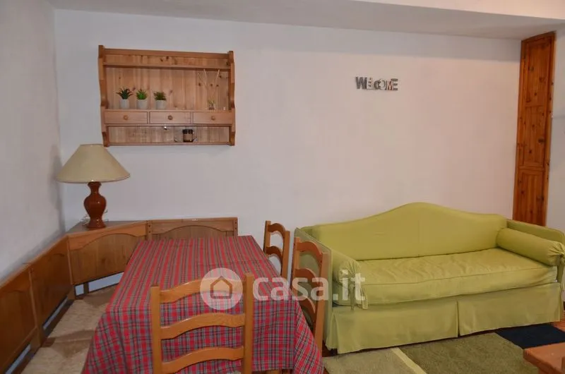 Elutuba - Ground Floor Apartment with Fireplace in Ovindoli