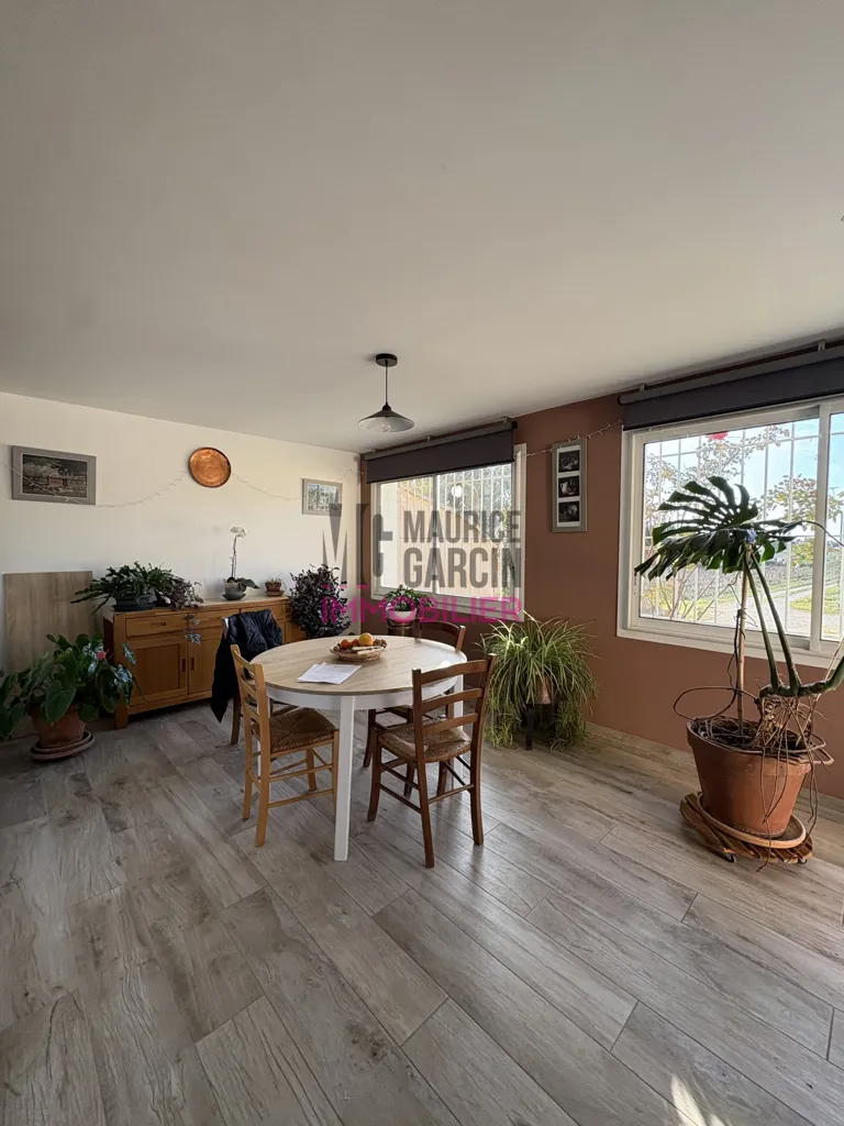 Söögituba - Spacious House with Pool near Beaumes-De-Venise