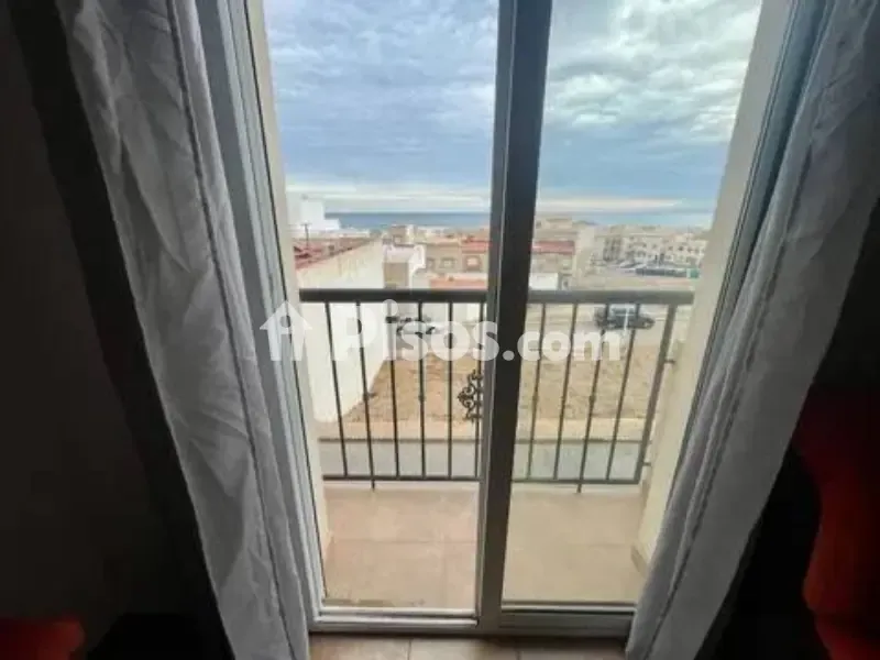 Rõdu - Two-Bedroom Apartment with South-Facing Light in Carboneras
