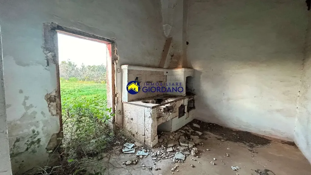 Kitchen - Rustic Property with Garden in Squinzano