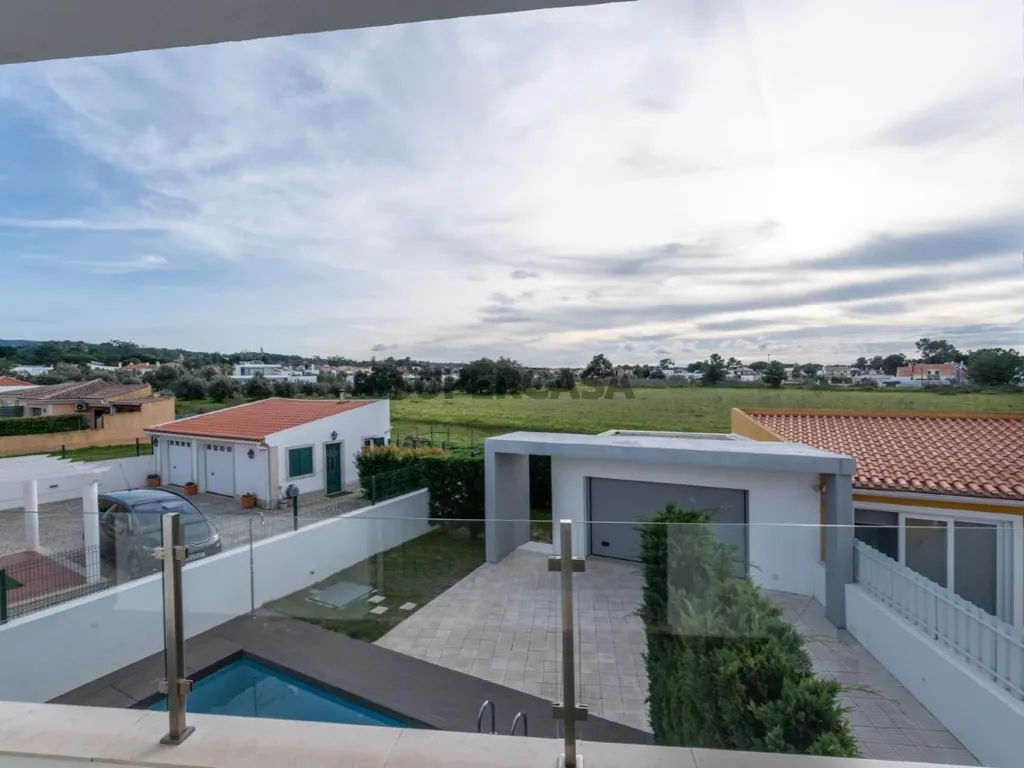 Piscine - Contemporary Villa with Pool in Quinta dos Fóios