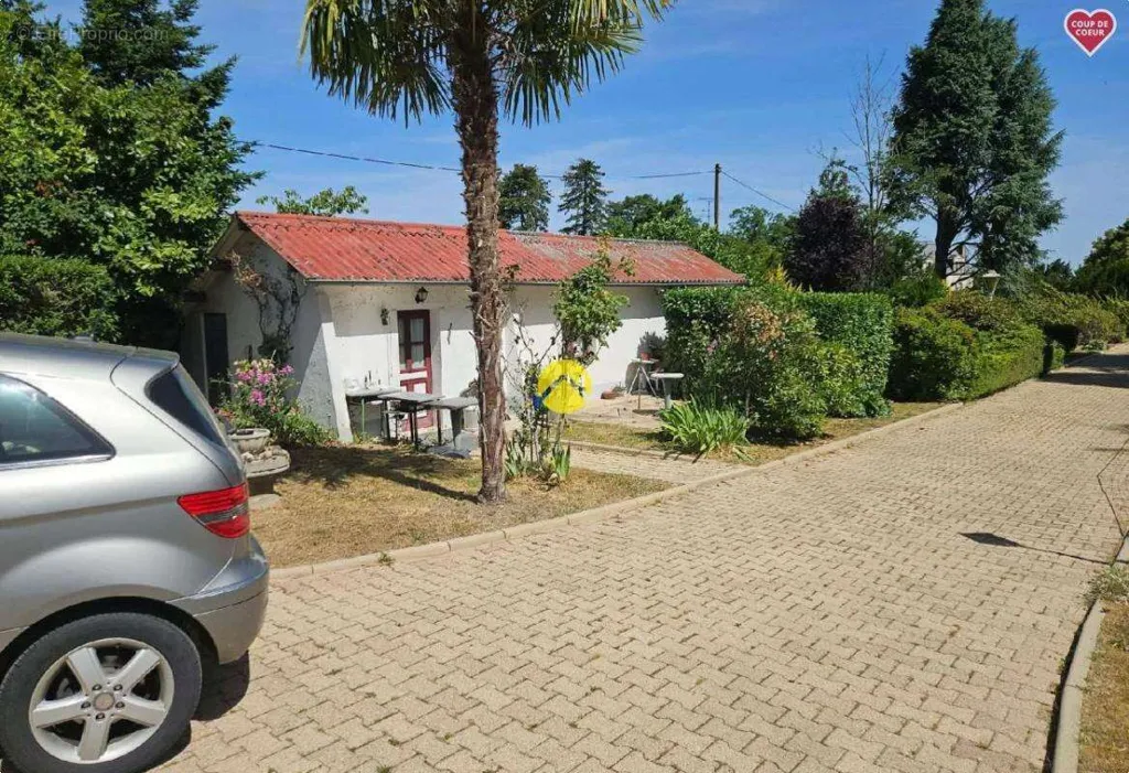 Esterno - Villa with Pool in Néris-les-Bains