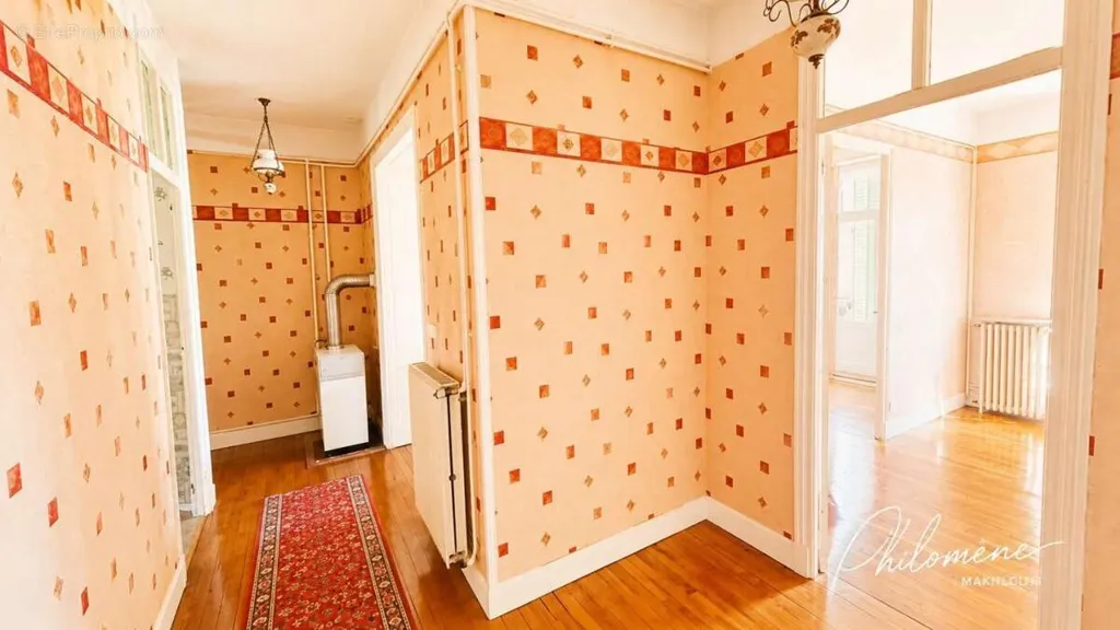 Esik - Characterful Apartment in Longuyon Centre