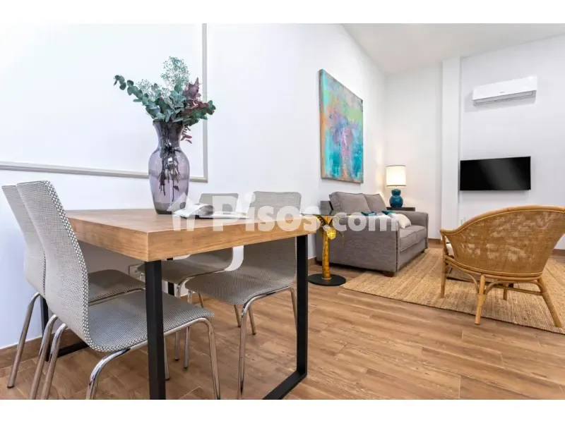 Living Room - Studio Suite with A/C in San Roque-La Calzada