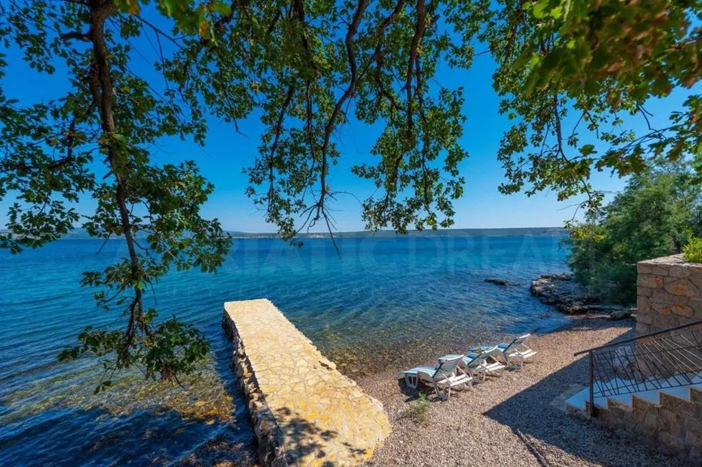 Terrazza - Luxury Beachfront Villa in Posedarje