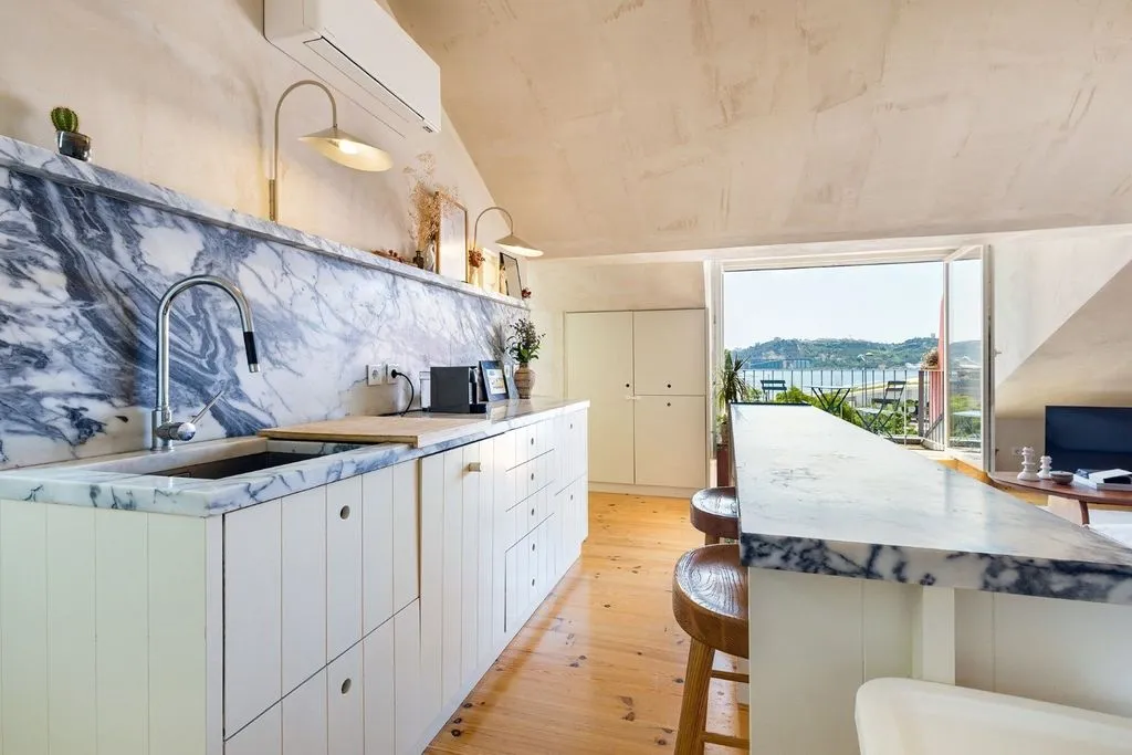 Cuisine - Refurbished Duplex Flat with River View in Belém