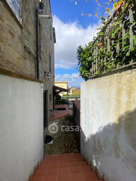 Aed - Bifurcated Villa with Garden in Pignola