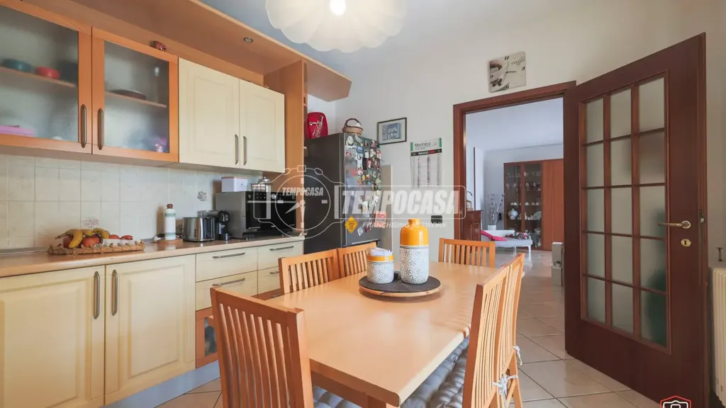 Salle à manger - Apartment with Balcony in Central Ravenna