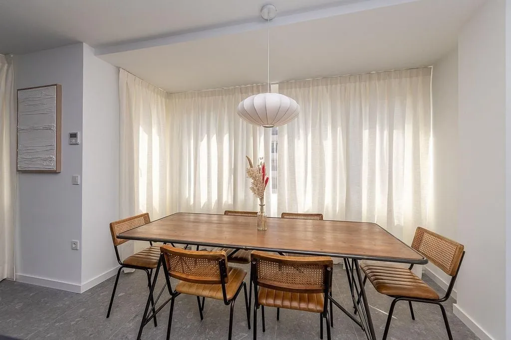 Söögituba - Contemporary Flat with South View in Ensanche