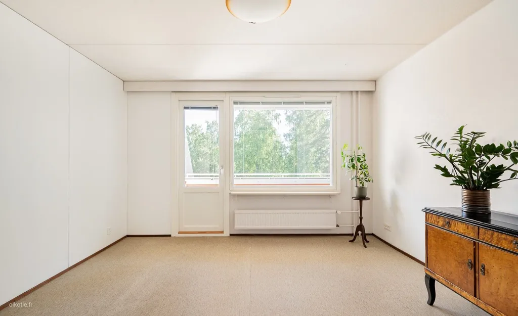 Bureau - Apartment with Balcony in Heinola
